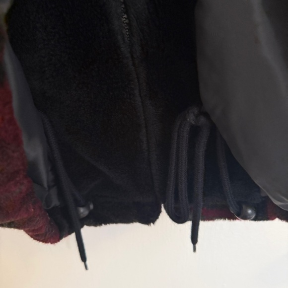 Forecaster Sport Women's Red Black Hooded Full ZipJacket Small Aztec Print Soft - Picture 9 of 10